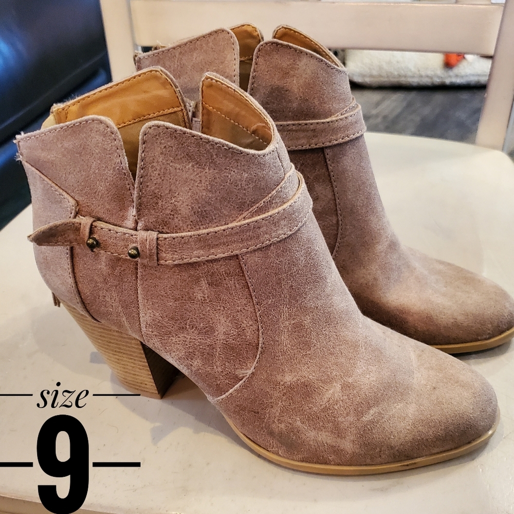 Boot/ booties